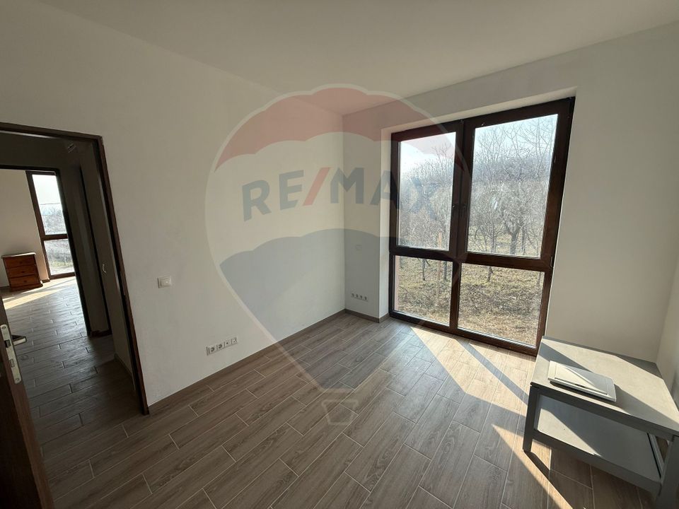 4 room House / Villa for sale, Podgoria area