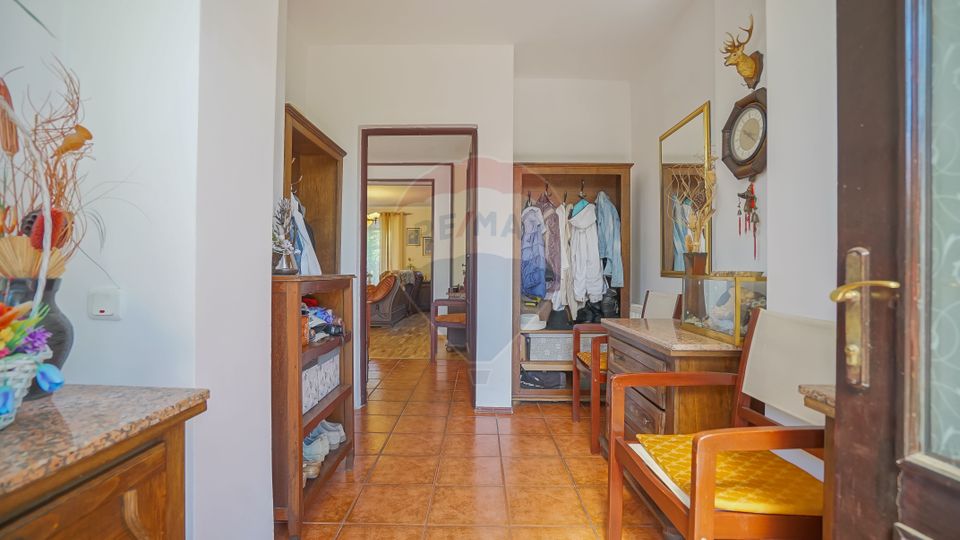 Casa/vila de vanzare, zona unica, Bronzului, cartier Tractorul, Brasov