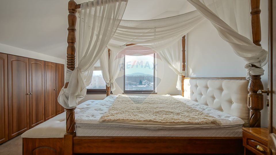 De vanzare penthouse in Tractoru, 3 camere, mobilat si utilat