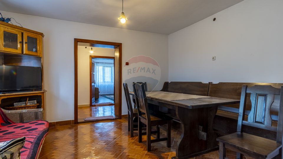 4 room House / Villa for sale