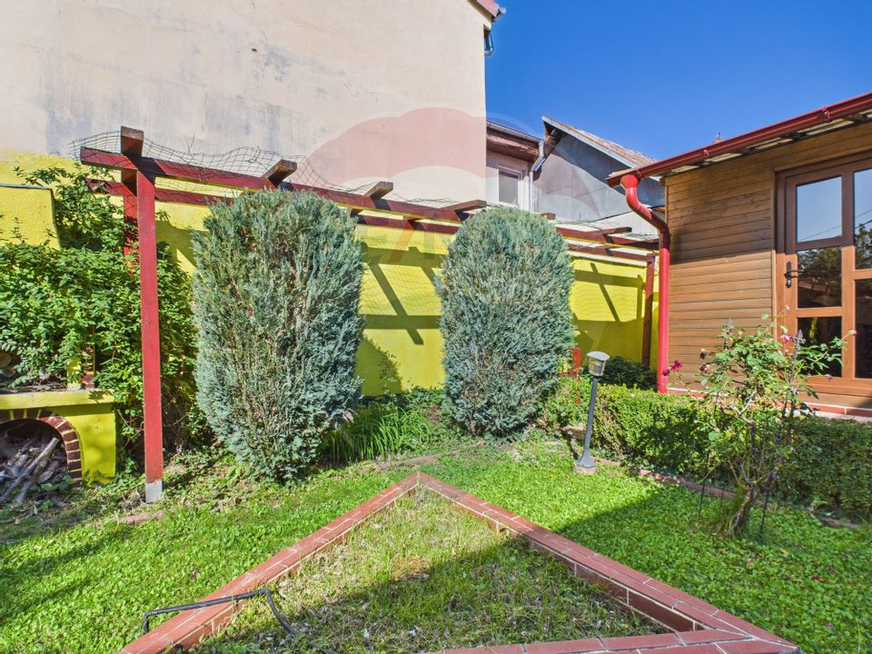 Casă / Vilă zona Eroii Revolutiei