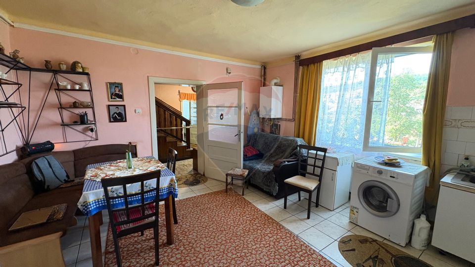 Casa intr-o locație cu panorama deosebita, in zona Mosnei