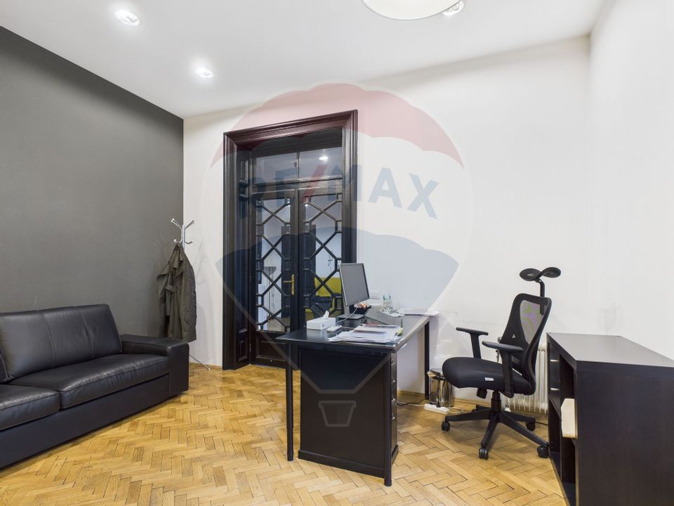 Vila interbelică cu personalitate