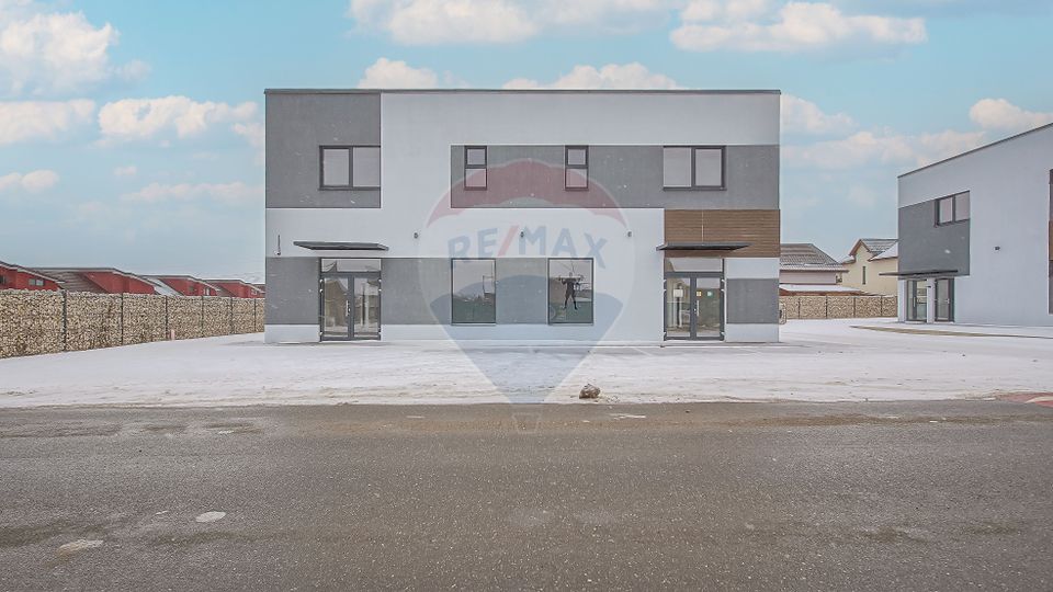 320sq.m Commercial Space for sale