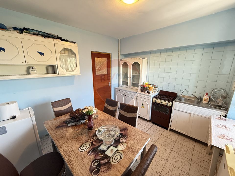 Apartament doua camere APARATORII PATRIEI