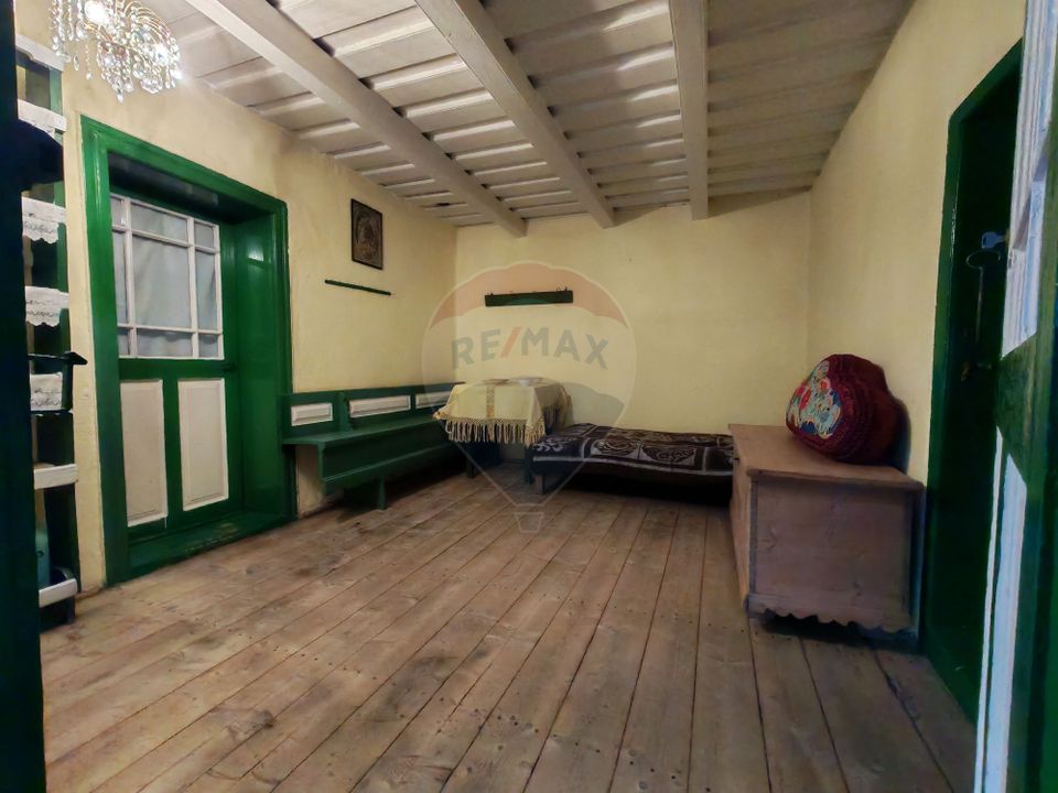 Casa străbunicilor, o bijuterie a timpului.