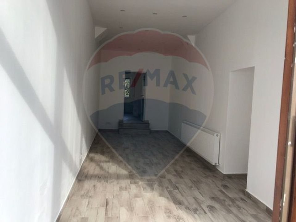 Spațiu comercial de închiriat, 39 mp, în zona Ultracentral
