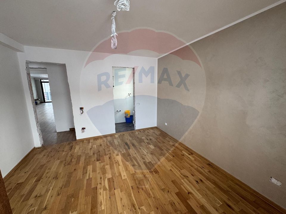 8 room House / Villa for sale, Darmanesti area