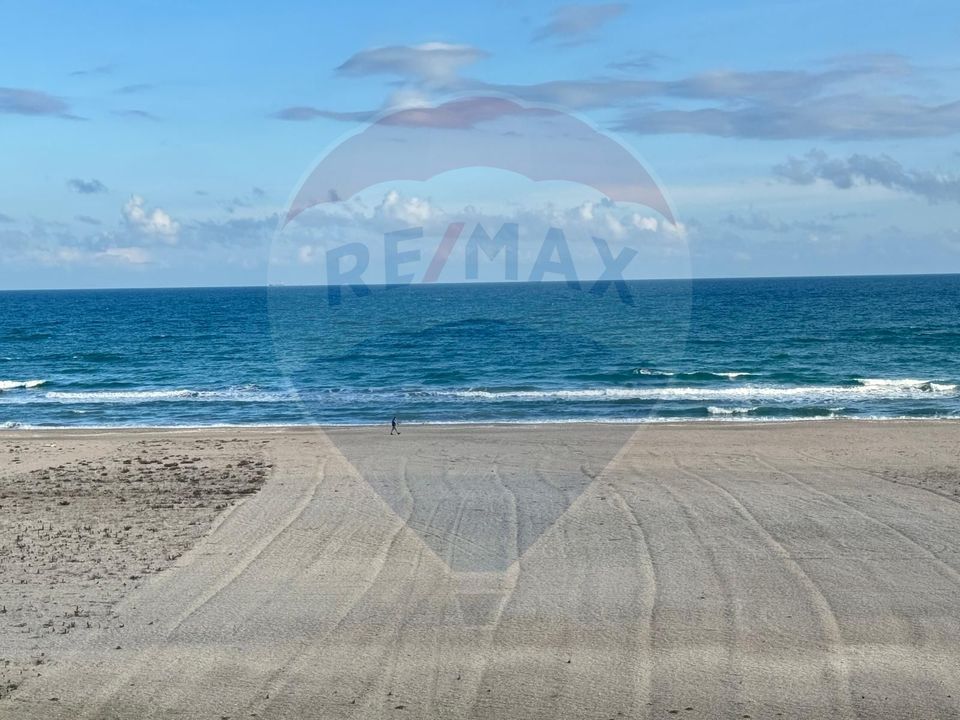 DE VANZARE Apartament cu 4 camere în Mamaia Nord