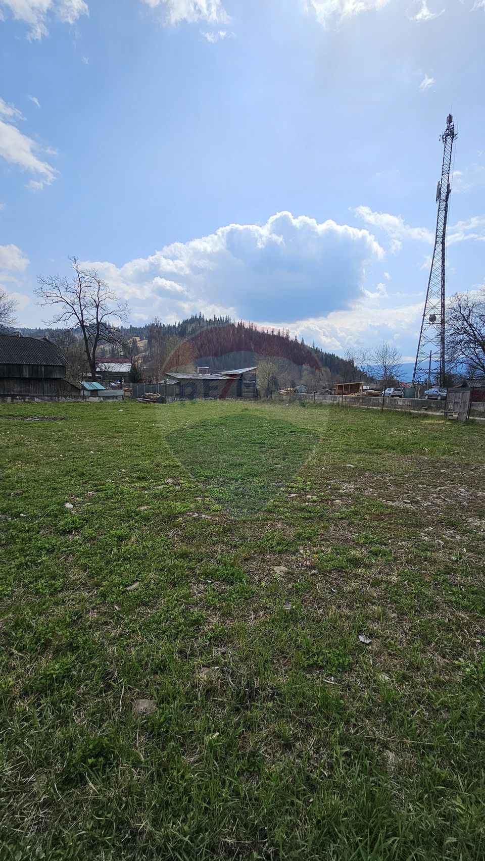 Land 1,520sqm Hangu / Strada Principala