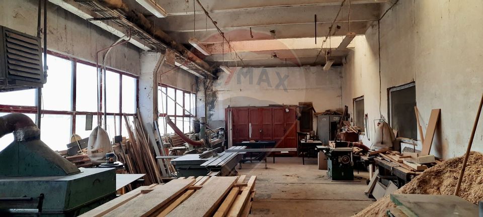 1,700sq.m Industrial Space for sale, Vest area