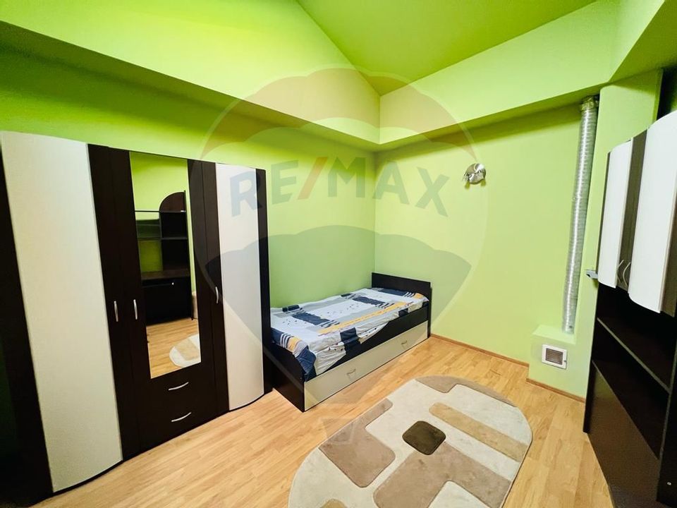 3 room House / Villa for sale, Orasul Vechi area