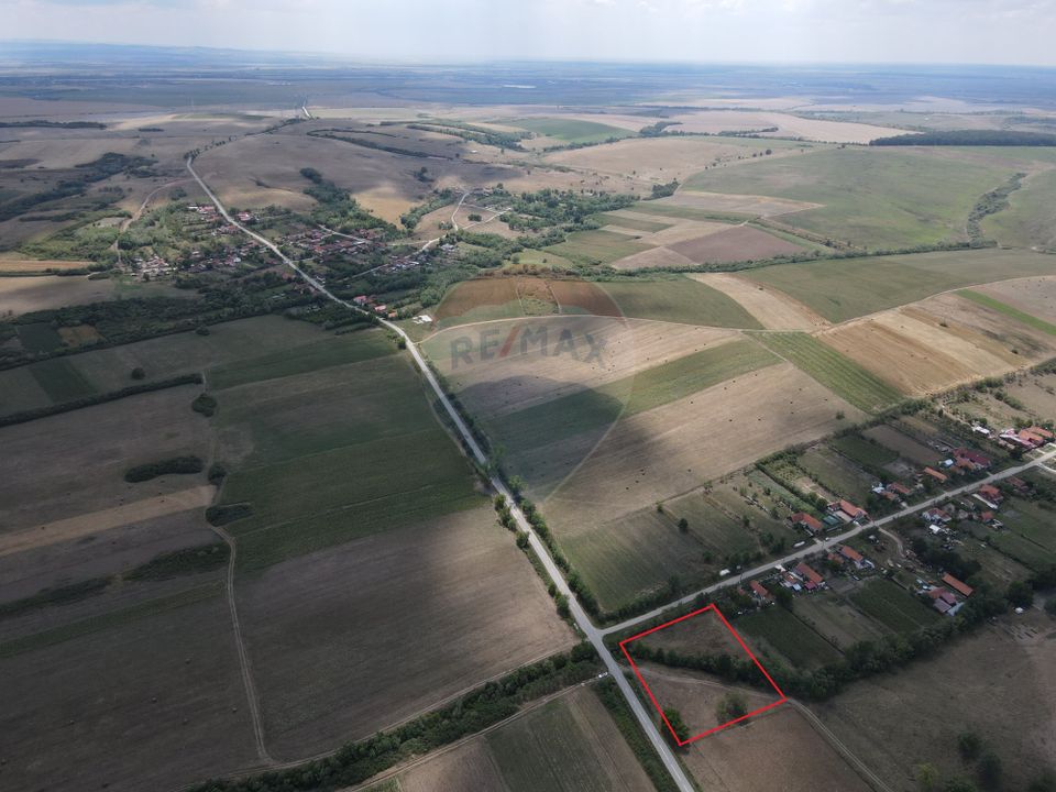 Residential Lot – 4,215 m² – Țeș