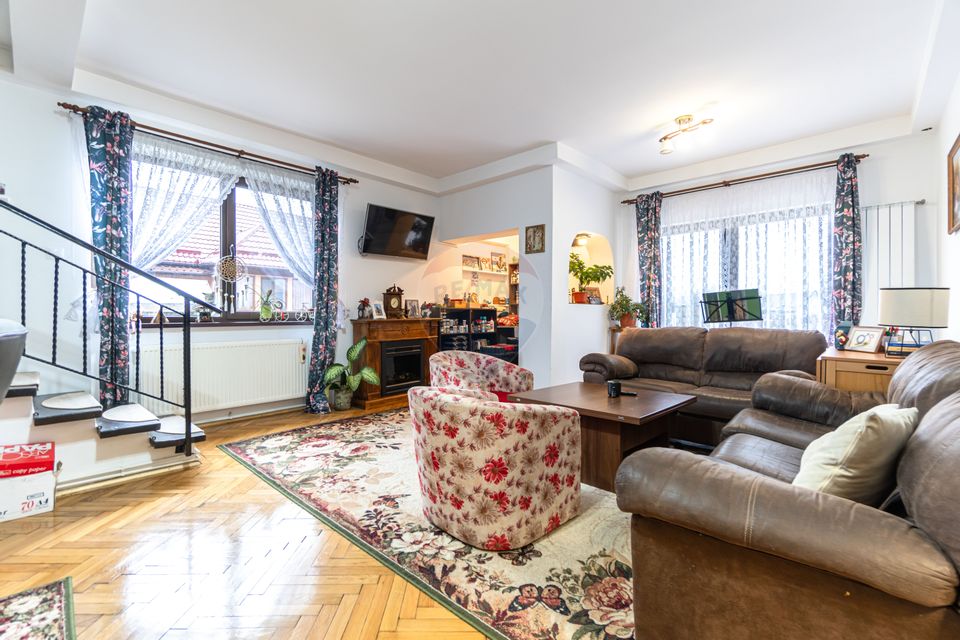 Vila cu 8 camere, 7150 mp teren intravilan I OZUN, COVASNA| COMISION 0