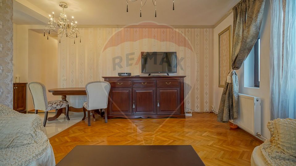 3 room Apartment for sale, Centrul Istoric area
