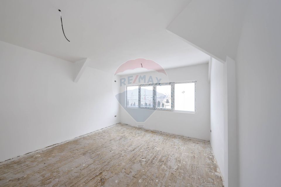 1,500sq.m Industrial Space for sale, Grivitei area
