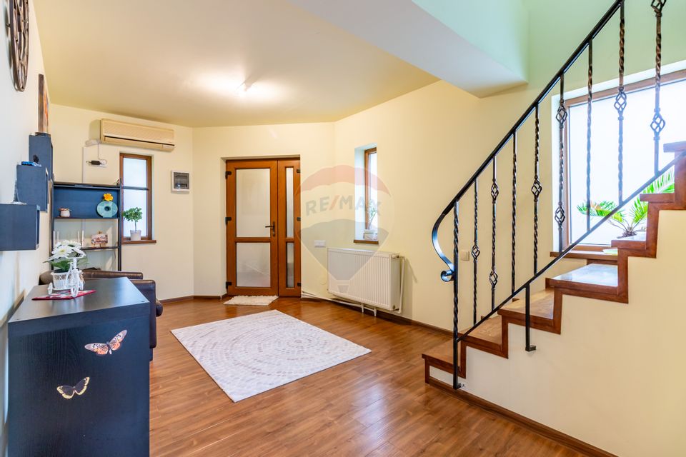 House / Villa in Buftea, all utilities, near the lake, bus, shops