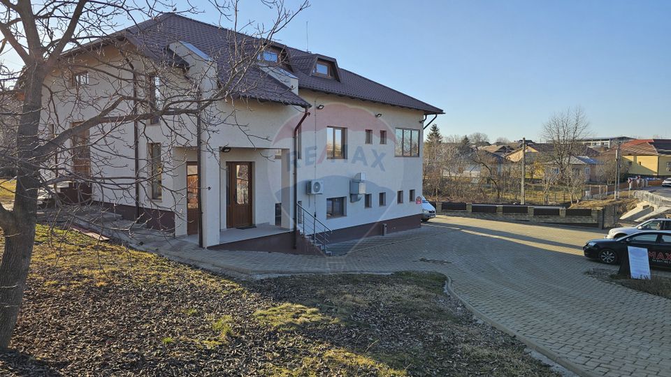 Complex comercial-cofetărie, patiserie pitzerie- Udești, Suceava