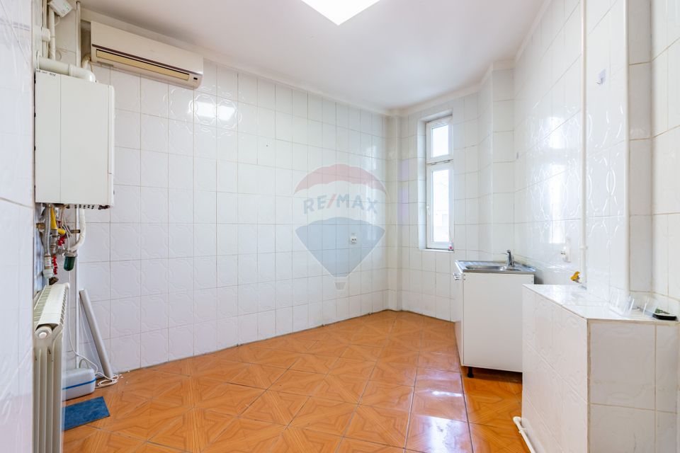 3 room Apartment for sale, Cismigiu area