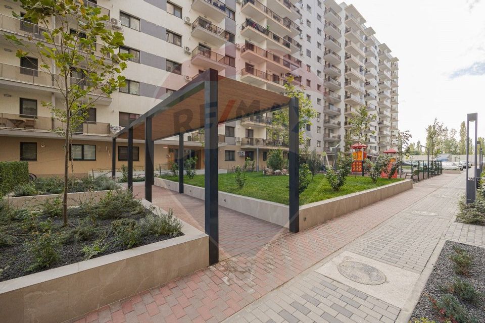 Apartament cu 3 camere de vânzare în zona Theodor Pallady