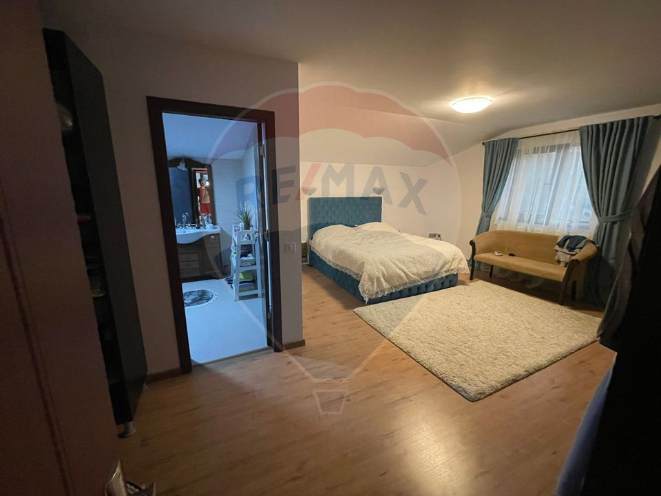 5 room House / Villa for sale