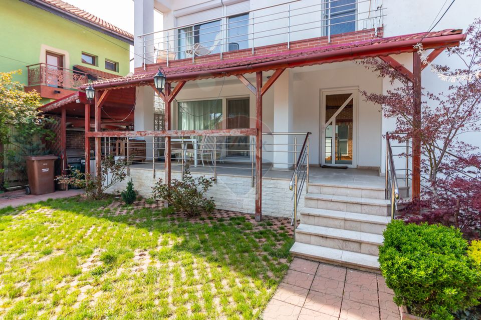 6 room House / Villa for sale, Aviatiei area