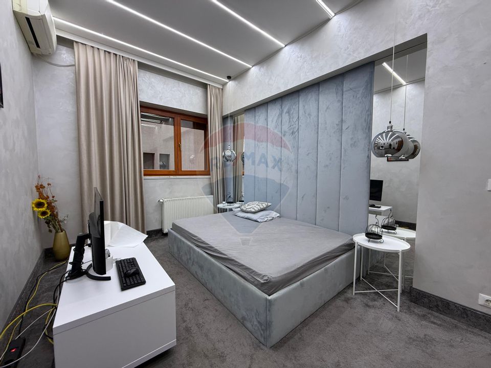 De inchiriat Casă / Vilă 7 camere + curte zona Vatra Luminoasa