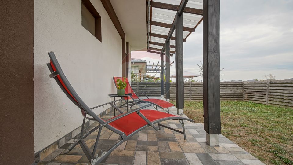 4 room House / Villa for sale