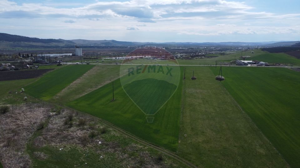 Teren cu potential industrial Luna de Jos, Dabaca