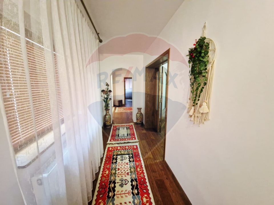 Casă 4 camere, 363 mp teren, Filiasi,