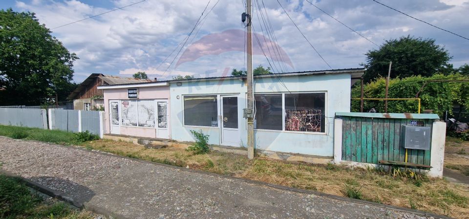 Spațiu comercial de 50 mp de vânzare, com. Filipesti, jud Bacau