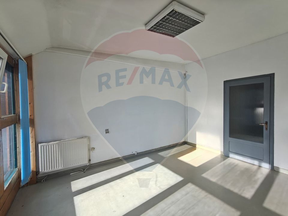 110sq.m Office Space for rent