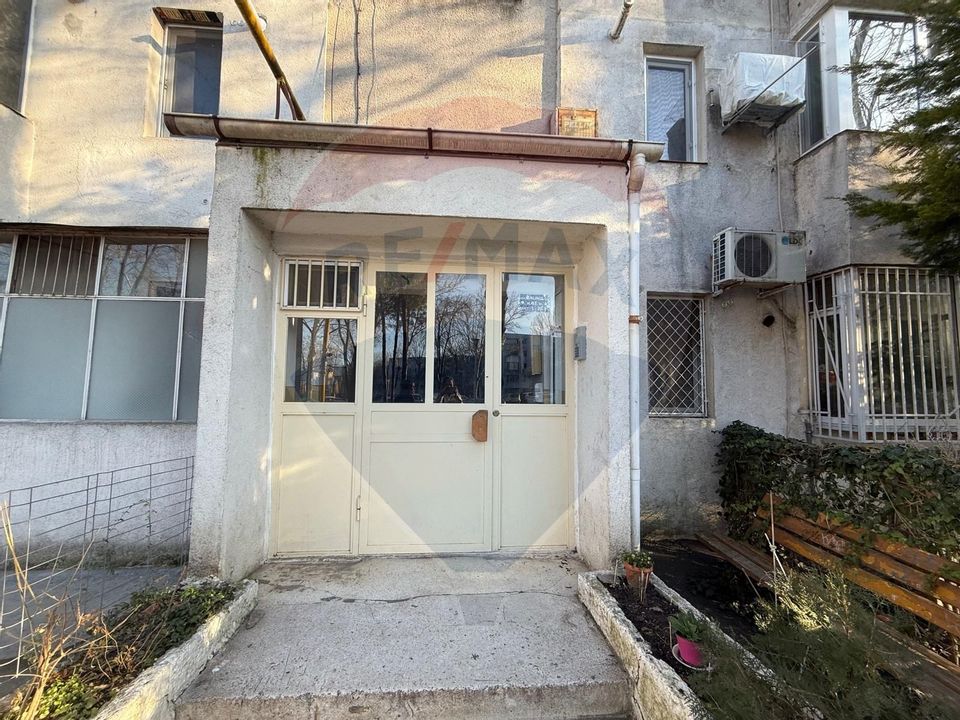 Apartament de vanzare 3 CAMERE în zona Spital Constanta