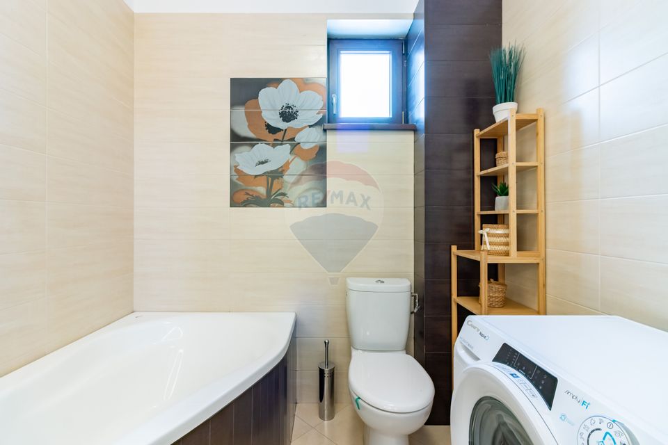 3 room apartment | Damaroaia | 87 sqm | 3/3 | two bathrooms | Park