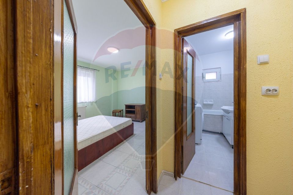 Apartament 4 camere vanzare - Racadau