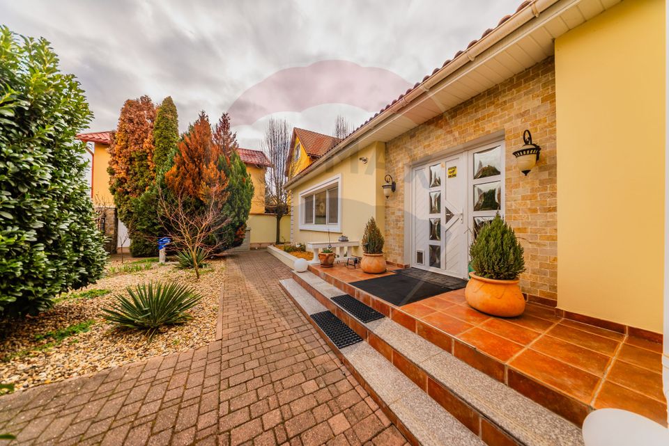 4 room House / Villa for sale, Subcetate area