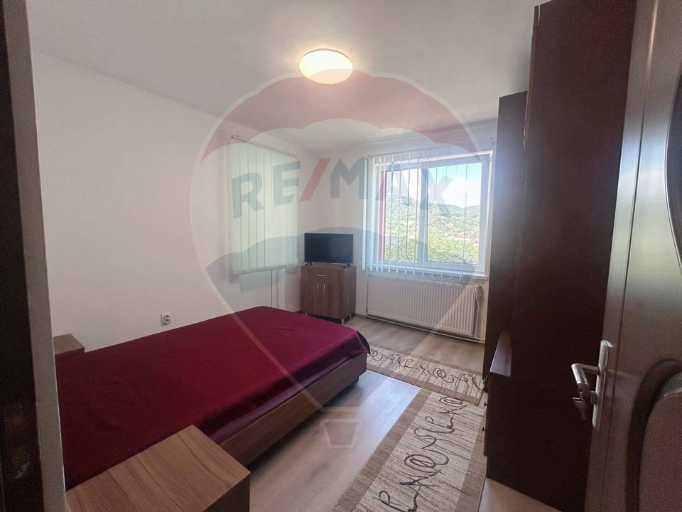 APARTAMENT CU PRIVELISTE IN ZONA ULTRACENTRALA