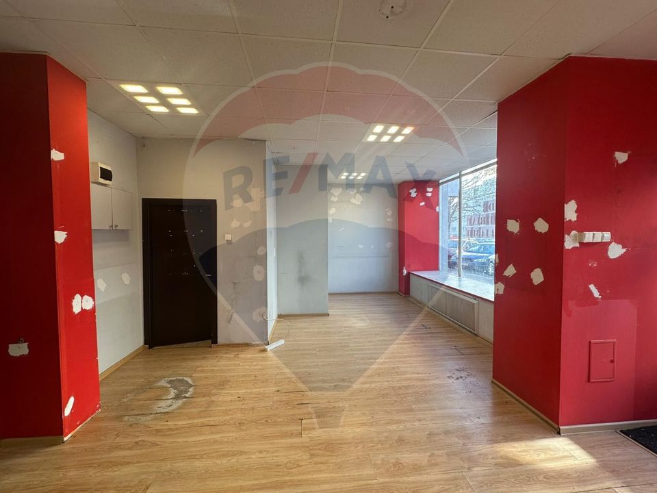 Spațiu comercial de 50mp de închiriat în zona Calea Calarasilor