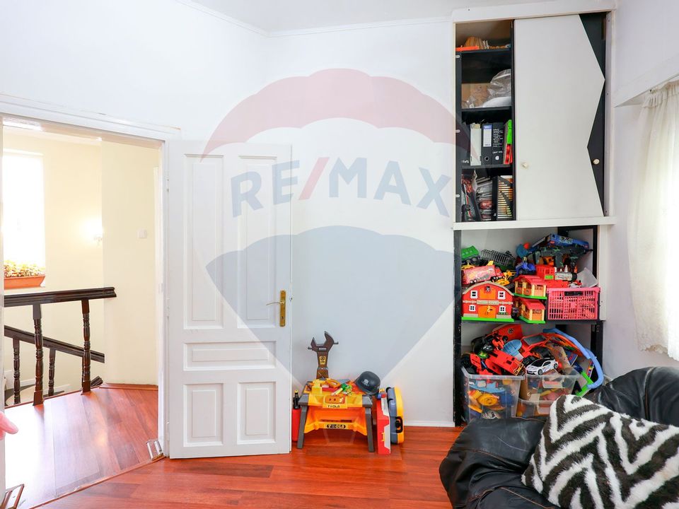 10 room House / Villa for sale, Central area