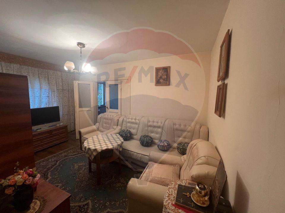 Apartament Srada Lalelelor, Etaj 2