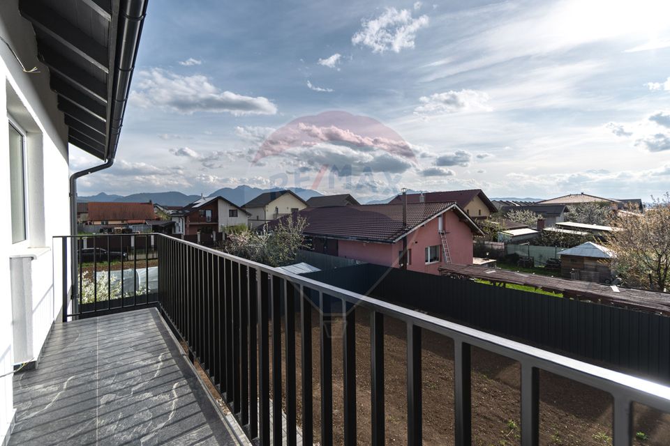 5 room House / Villa for sale