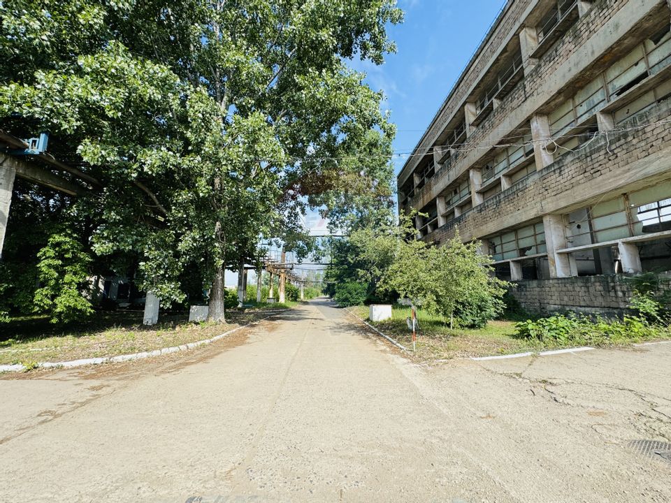 Teren Oradea 30.207mp cu constructii/Calea Borsului/P.Industrial 1