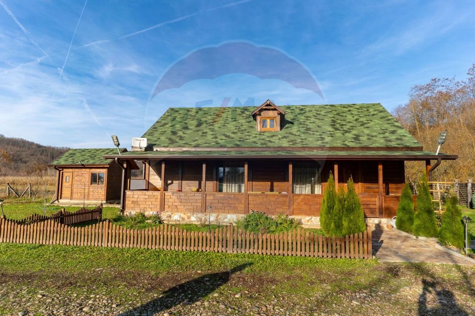 5 room House / Villa for sale