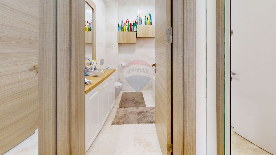 Vila in complex rezidential, multiple locuri joaca & piscina