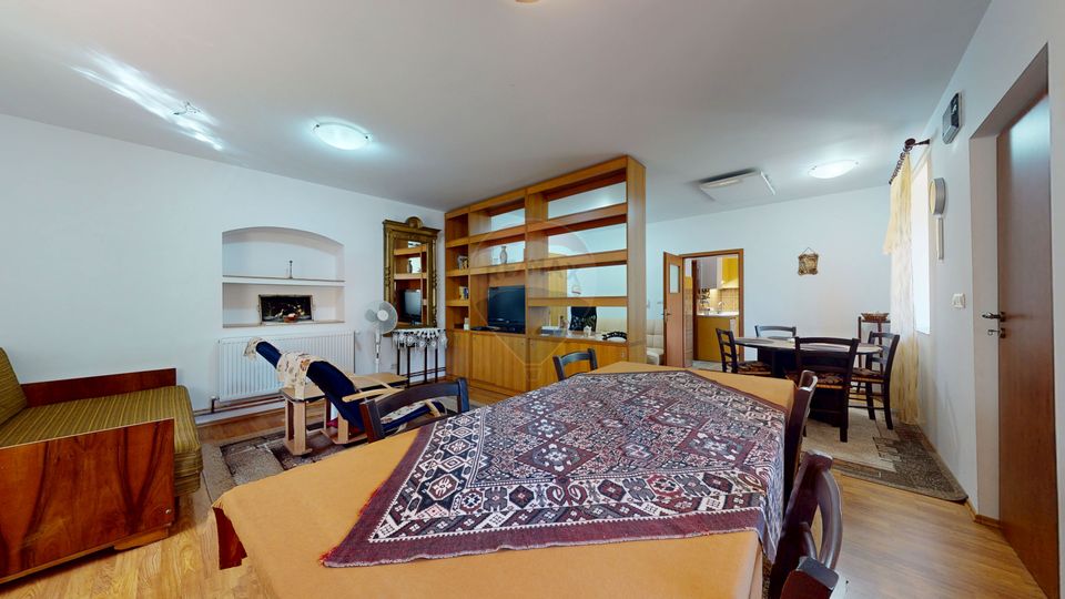 Casă autentică mocănească | Grădină 881 mp | Zonă liniștită | Săcele