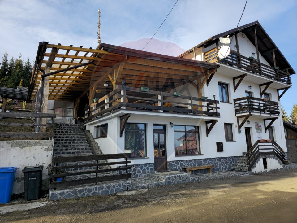 10 room Hotel / Pension for sale