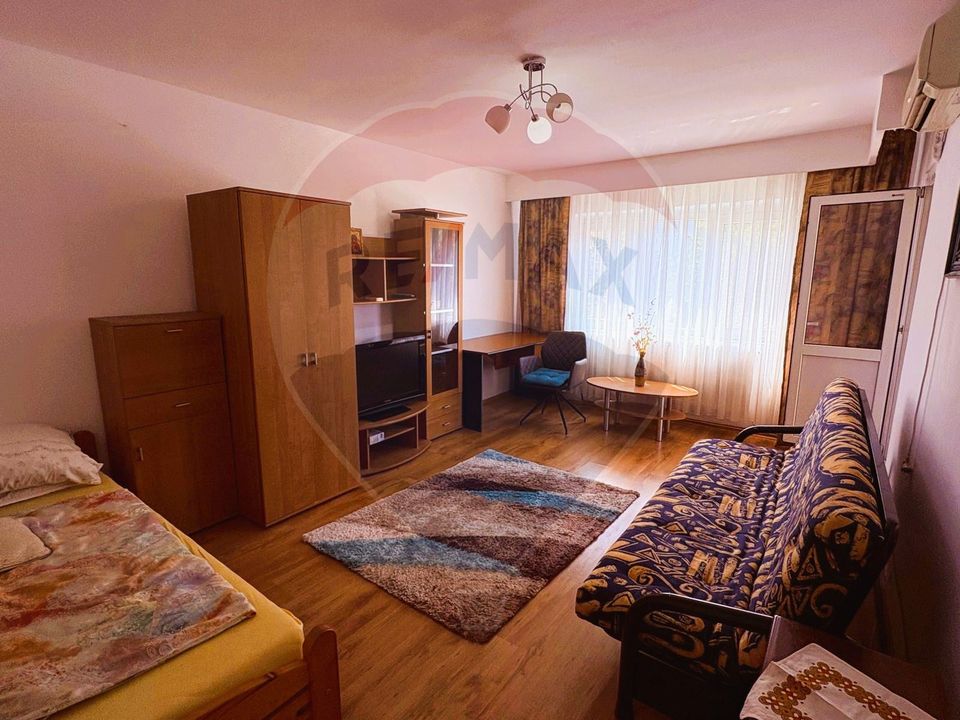 Apart. 2 camere, decomandat, Banu Maracine, etaj 2, centrala proprie