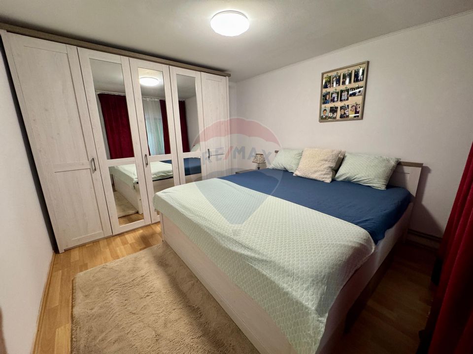 Casă / Vilă cu 6 camere de vânzare în zona Ultracentral