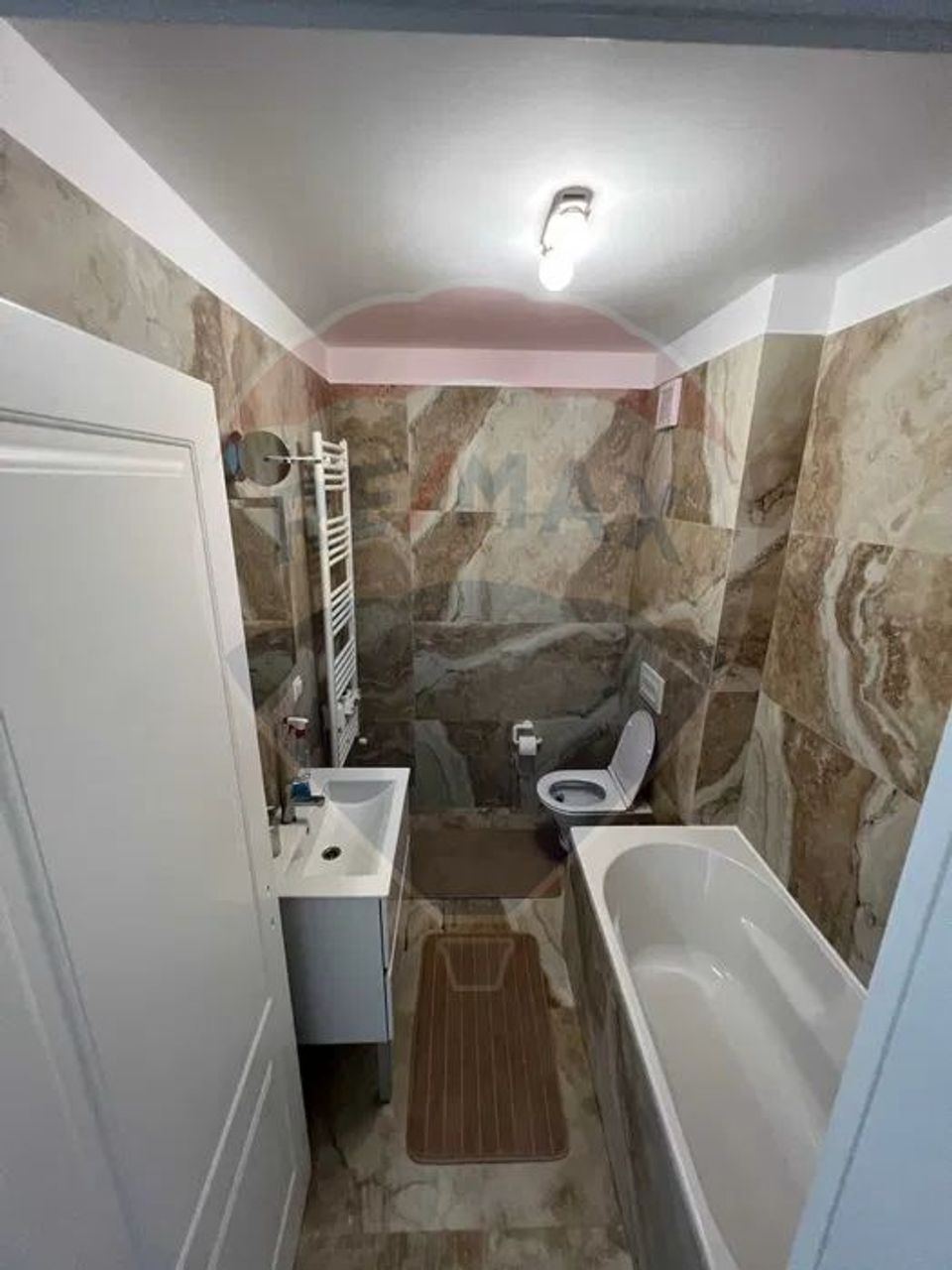 Apartament Smart cu 1 Cameră de Închiriat în Poitiers Towers