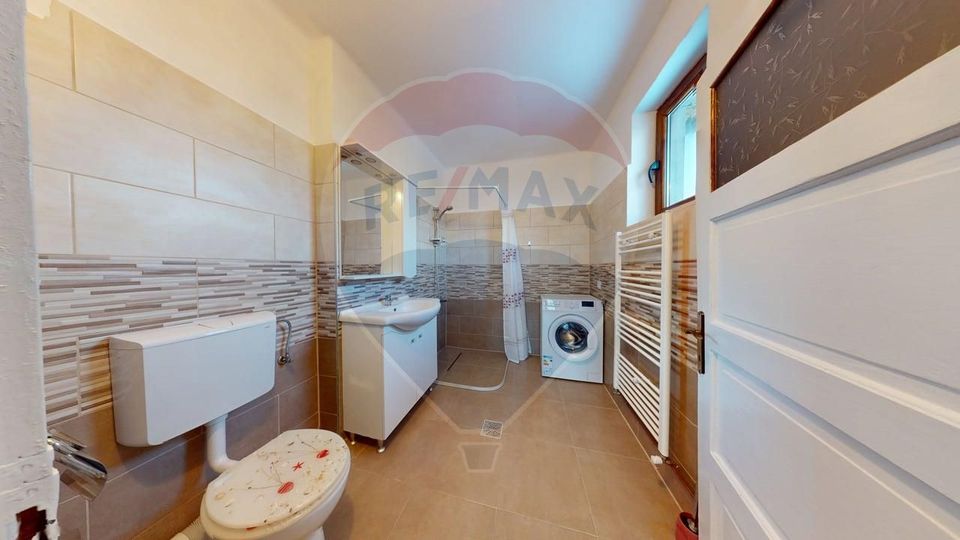 Casă cu 3 camere de vânzare Calea Dumbravii